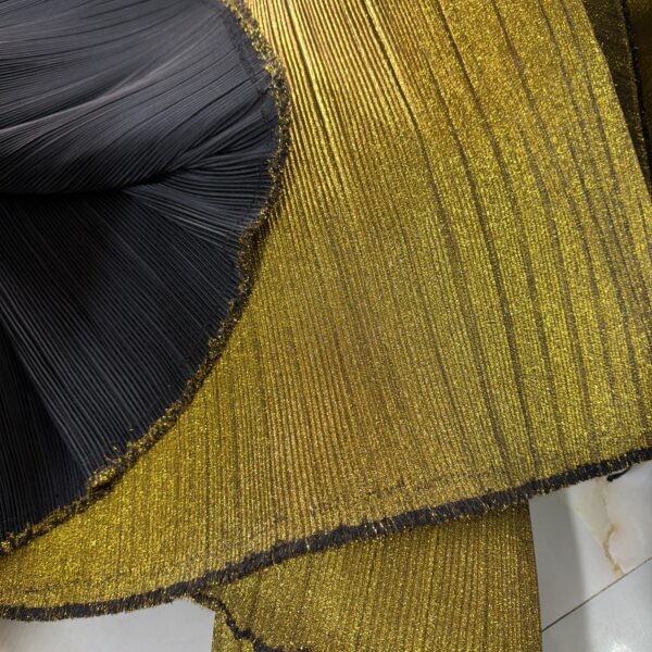 Micro Pleated Crep